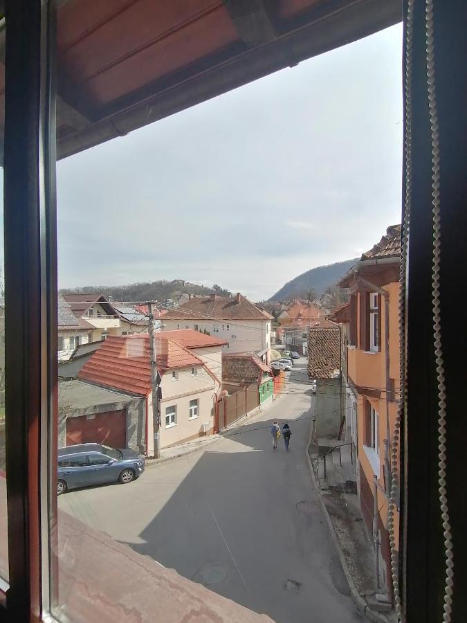 Cozy Attic Studio Brasov Luaran gambar